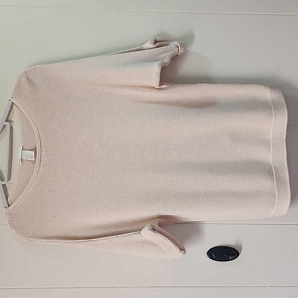 H&M Tops - Peach H&M Basic Sweater